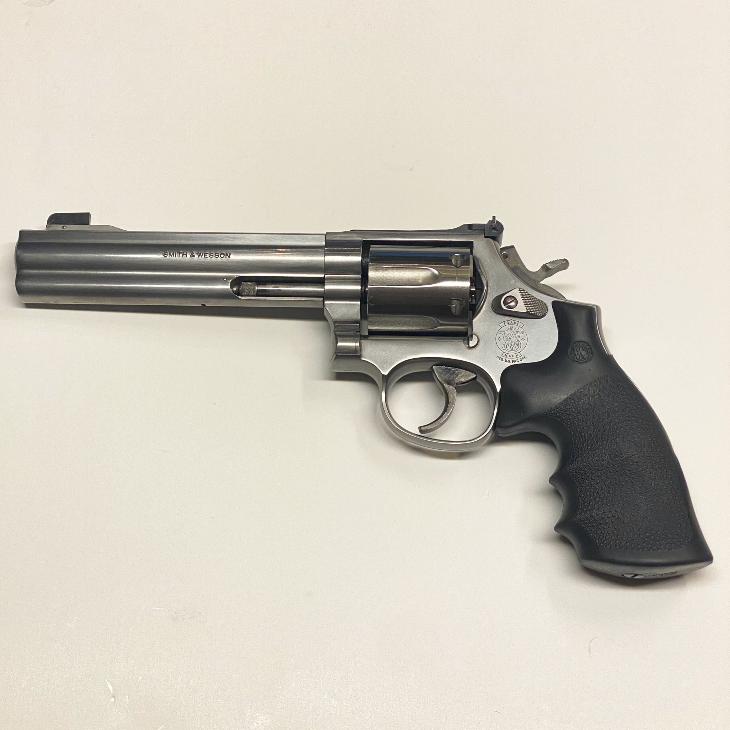 Smith & Wesson 686-4 .357 Mag 6" - Image 2
